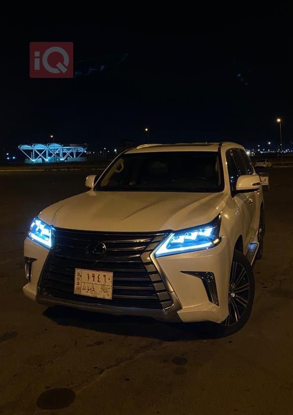 Lexus LX
